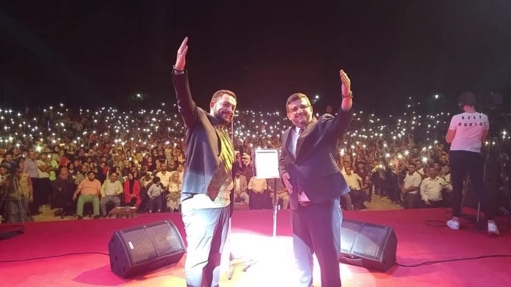 Ünlü Sanatçı Hüseyin Kağıt Bolvadin’i Salladı