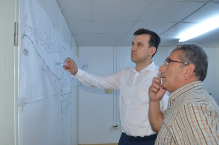 İstanbul-bursa-izmir Otoyolunun Yüzde 50’si Tamamlandı