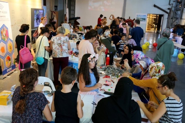 Seka Kağıt Müzesi’nde Kağıt Sanatlarını Öğrenmeye Devam Ediyorlar