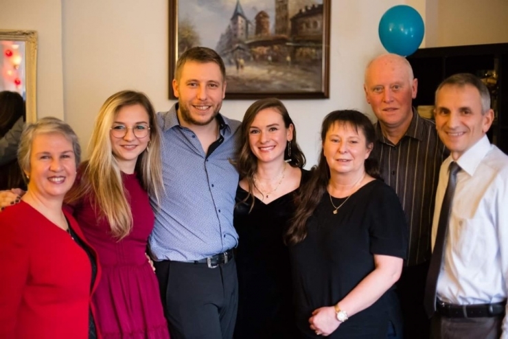 Fransız Ailenin, Türk Usulü Kız İstemesi Renkli Görüntülere Sahne Oldu