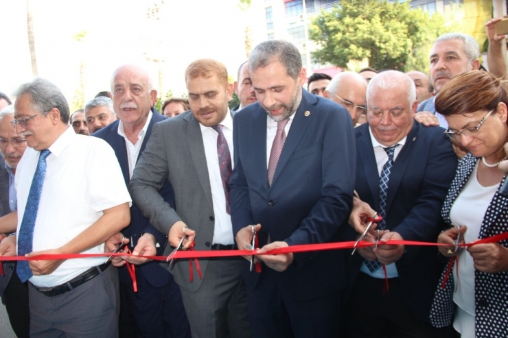 Ak Parti’li Özel İskenderun’da İletişim Ofisinin Açılışını Yaptı