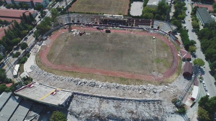 Türkiye’de Sporun 65 Yıllık Şahidinin Yıkımı Devam Ediyor