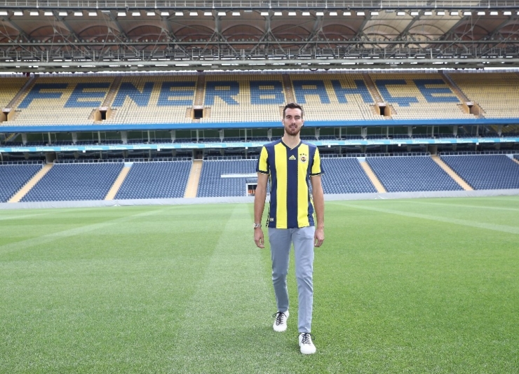 Harun Tekin Resmen Fenerbahçe’de