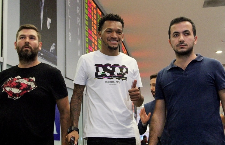 Jailson, İstanbul’a Geldi