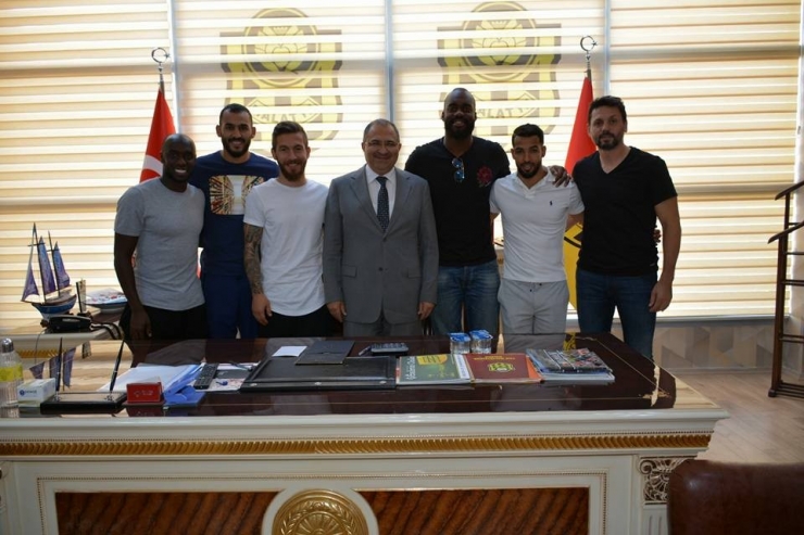 Vali Kaban Ve Emniyet Müdürü Urhal’dan Moral Ziyareti