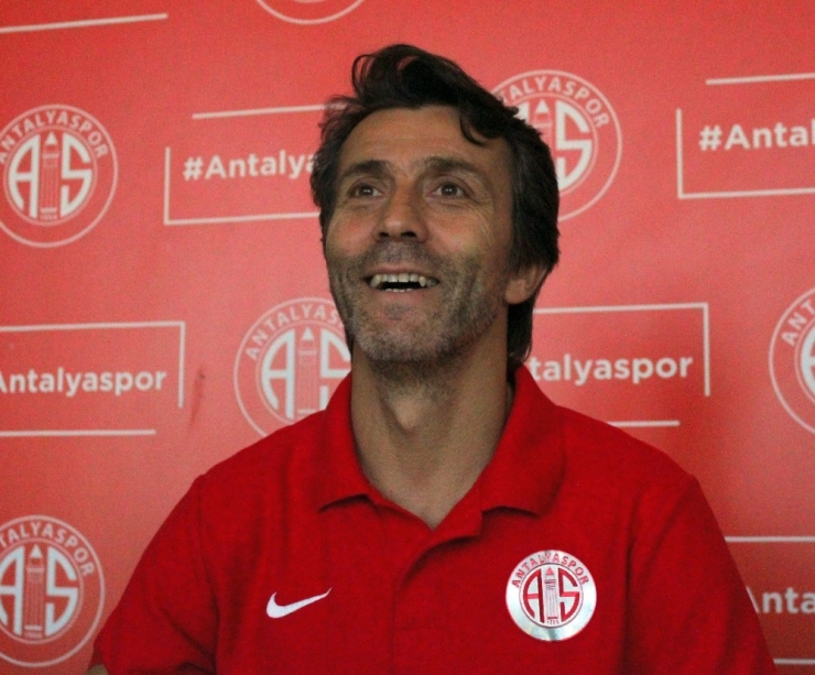 Bülent Korkmaz: "Çaykur Rizespor Maçını Kazanmak İstiyoruz"