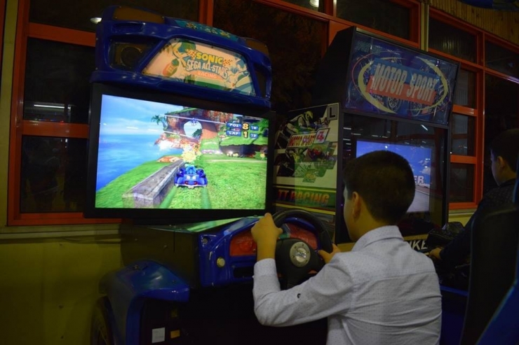 Suriyeli Aileye Kuran Bayramı’nda Alo Evlat Hattı Umut Oldu