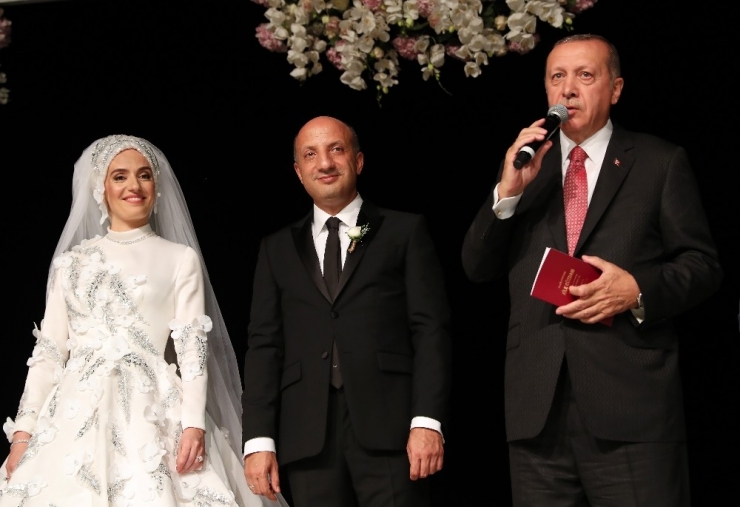 Cumhurbaşkanı Erdoğan, Ak Parti Ankara Milletvekili Ali İhsan Arslan’ın Nikah Şahidi Oldu
