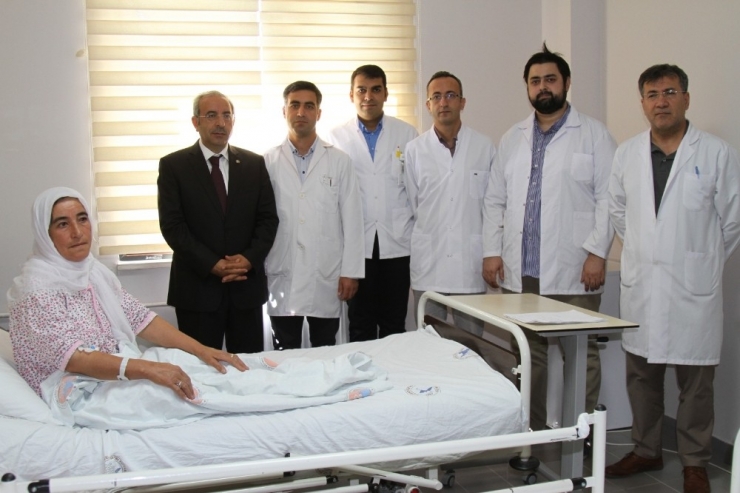 Van’da Zorlu Göz İçi Tümör Ameliyatı