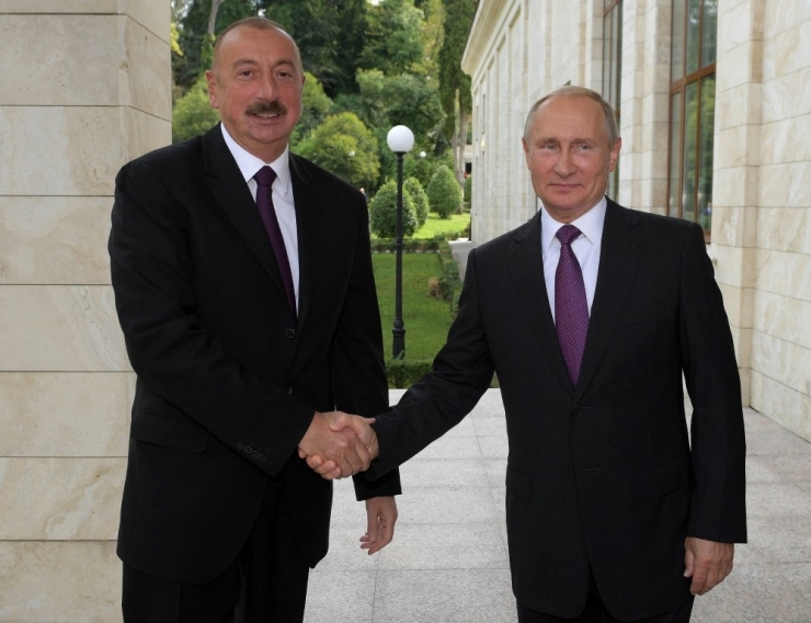 Azerbaycan Cumhurbaşkanı Aliyev, Rusya Devlet Başkanı Putin İle Soçi’de Görüştü