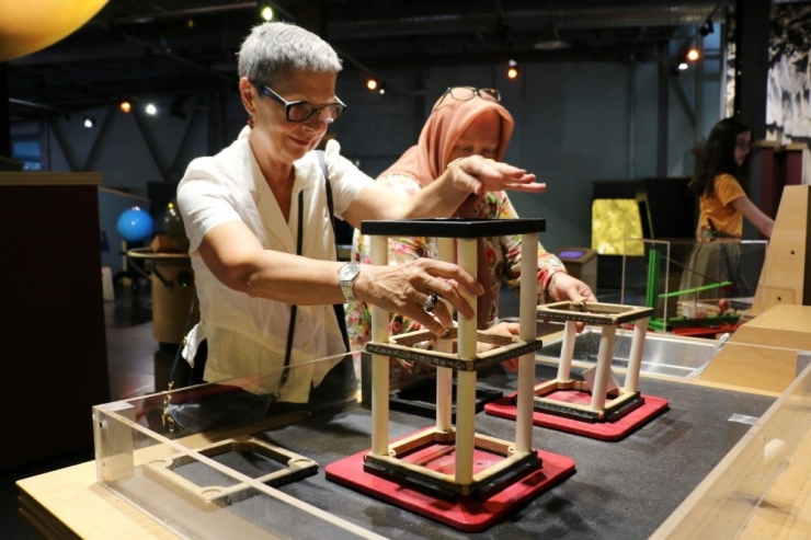 Seka Kağıt Fabrikası’na Yabancı Ziyaret