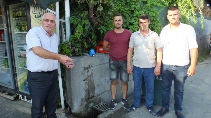 Burhaniye’de Baski’nin Kapattığı Çeşmeyi Başkan Kafaoğlu Açtırdı