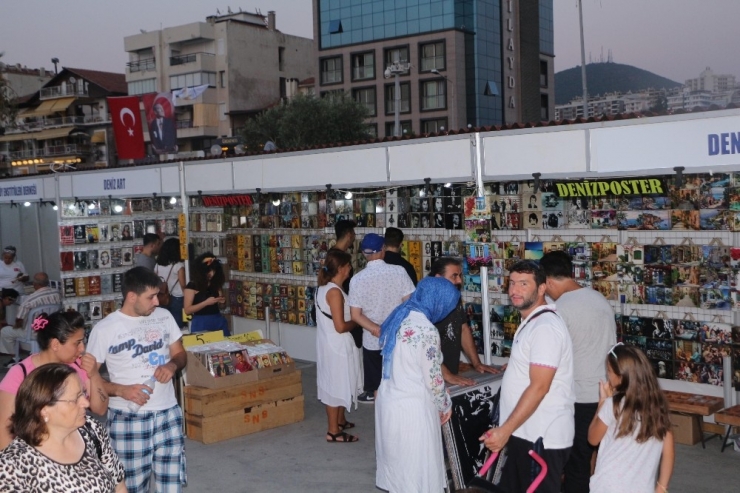 Yazar Hasan Ali Toptaş Kuşadası’nda Okurlarıyla Buluştu