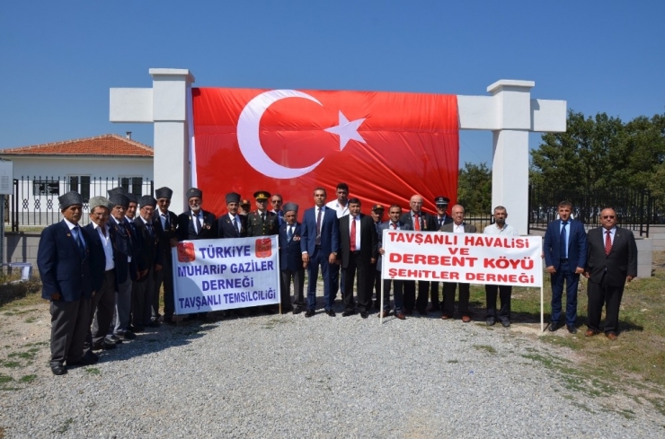 Emet’te Kurtuluş Çoskusu