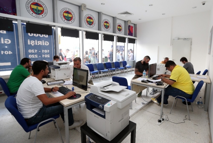 Fenerbahçe’de Kombineler Satışa Çıktı