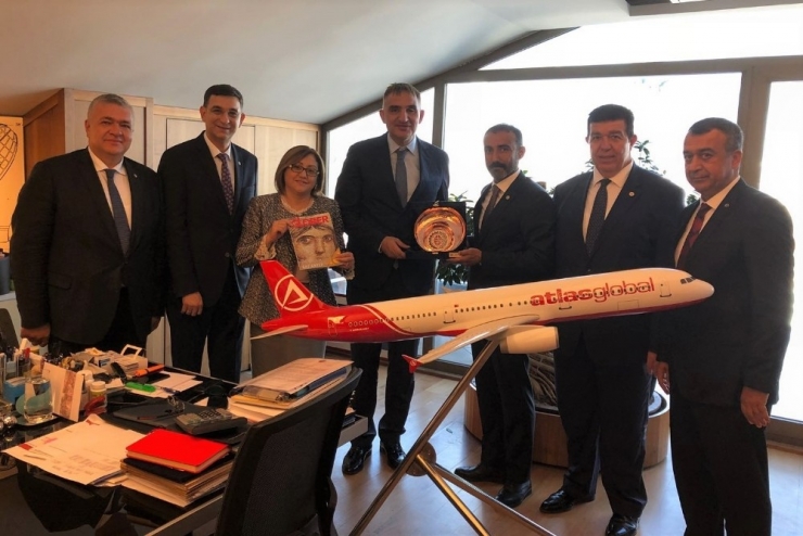 Gaziantep’e İki Ayrı Uçak Firmasından Çifte Müjde