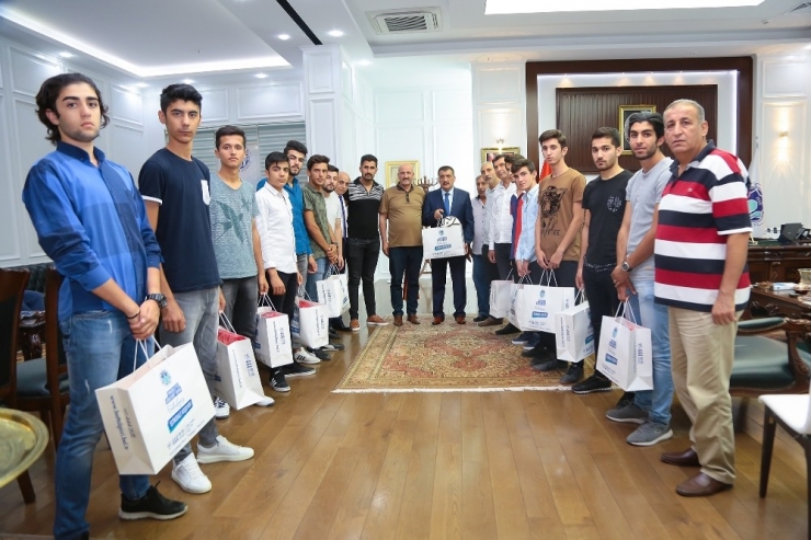 Başkan Gürkan’dan Malatyasporlu Futbolcular Nasihat