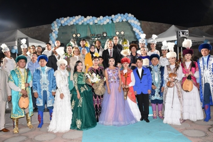 Bigadiç’te Toplu Sünnet Şöleni