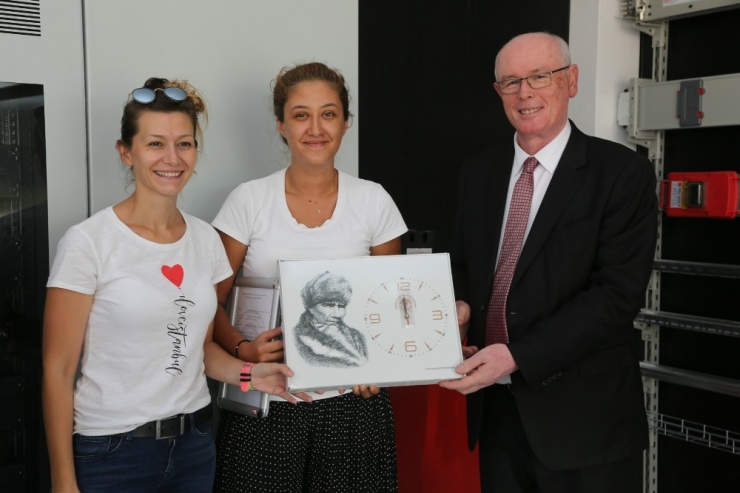 Emko’da Ruhsatlar Kazım Kurt’tan