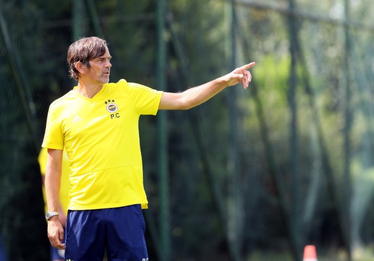 Fenerbahçe’de, Atiker Konyaspor Maçı Hazırlıkları Sürüyor