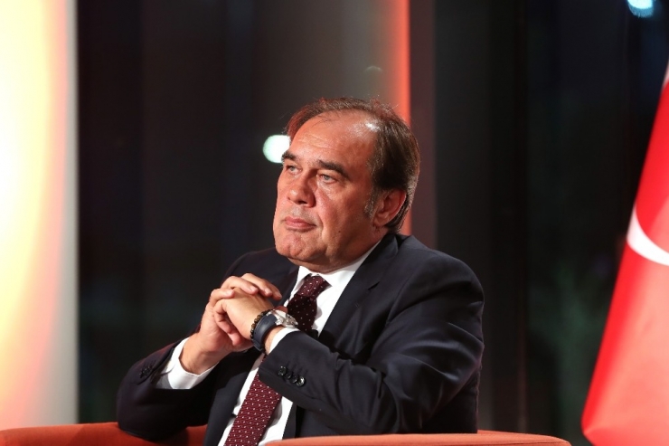 Yıldırım Demirören: "Trabzonlu Futbolseverlerin Eşsiz Desteğine Çok İhtiyacımız Olacak"