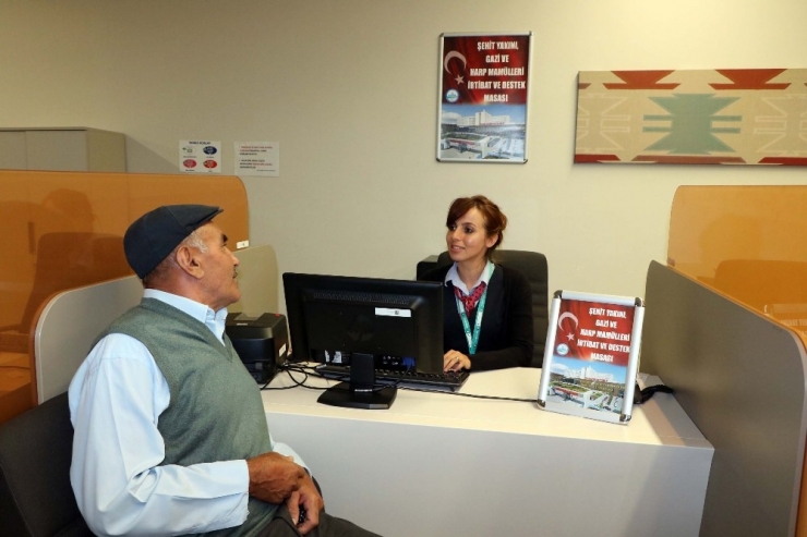 Yozgat Şehir Hastanesi’nde “Destek Masası” Oluşturuldu