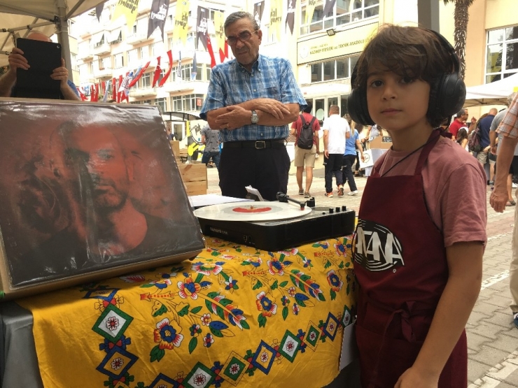 Plakseverler Kadıköy’de Buluştu