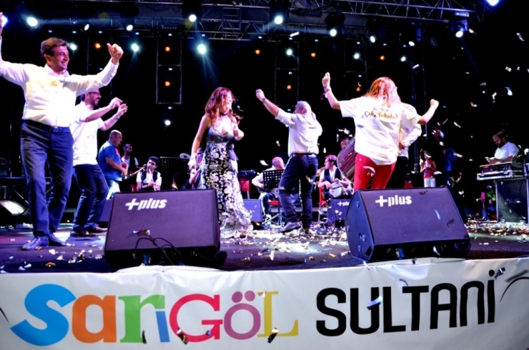 Sarıgöllüler ’Ankara Gecesi’ İle Coştu