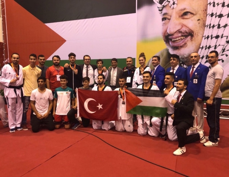 Teakwando Milli Takımı’ndan 4 Altın Madalya