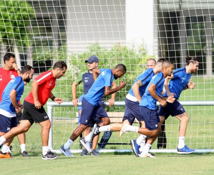 Antalyaspor’da Hazırlık Maçına Çıkacak