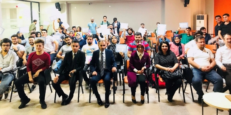 Van’da ‘Siber Güvenlik (Etik Hacker)’ Eğitimi Tamamlandı