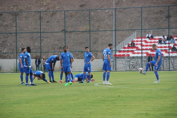 B.b. Erzurumspor Hazırlık Maçında Elazığspor’u 3-1 Mağlup Etti