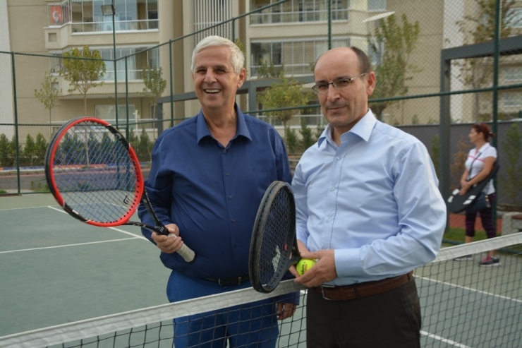 Söke’de Tenis Heyecanı Başladı