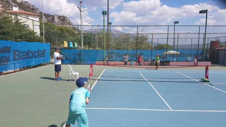 Şampiyonlar Merkezefendi’den Çıktı