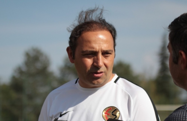 Fuat Çapa, "Eminim Şu An Bir Çok Kişi Üzüntülü"