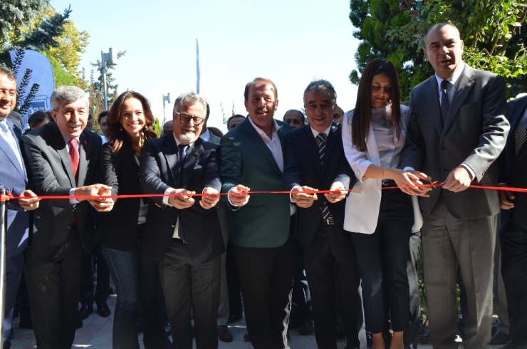 Eso Meslek Grupları Firma Ve Ürün Tanıtım Fuarı Başladı