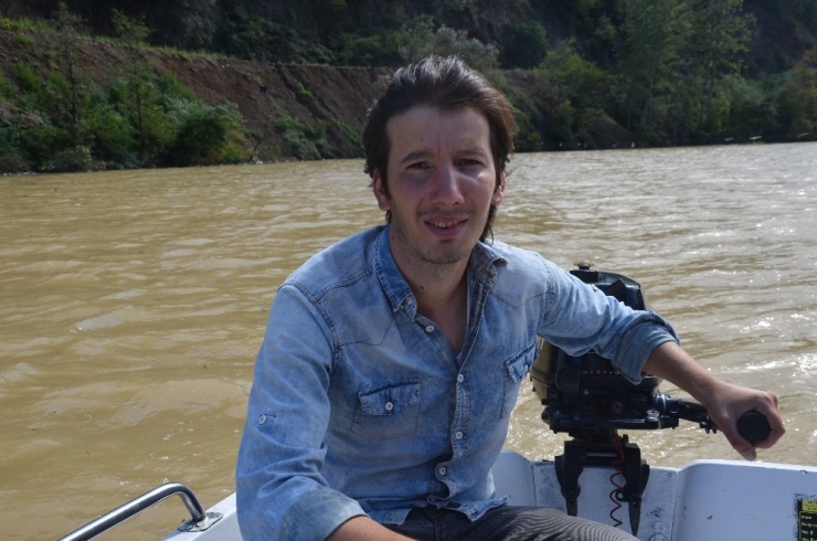 Sera Gölü’nü Çöpten Cankurtaran Temizliyor