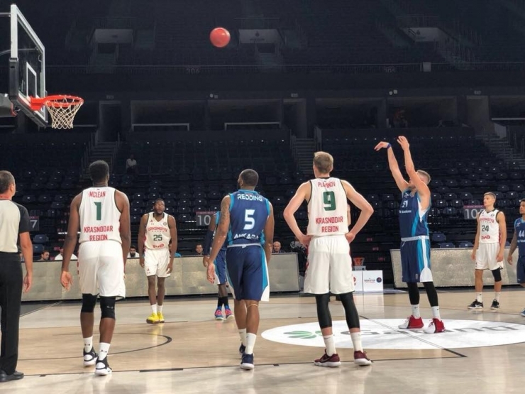 Türk Telekom, Lokomotif Kuban’ı Farklı Devirdi: 111-78