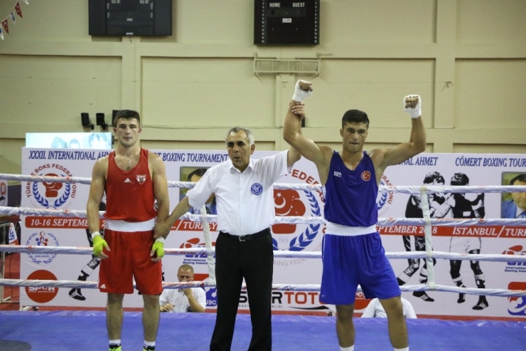 Ahmet Cömert Boks Turnuvası’nda Yarı Final Müsabakaları Sona Erdi