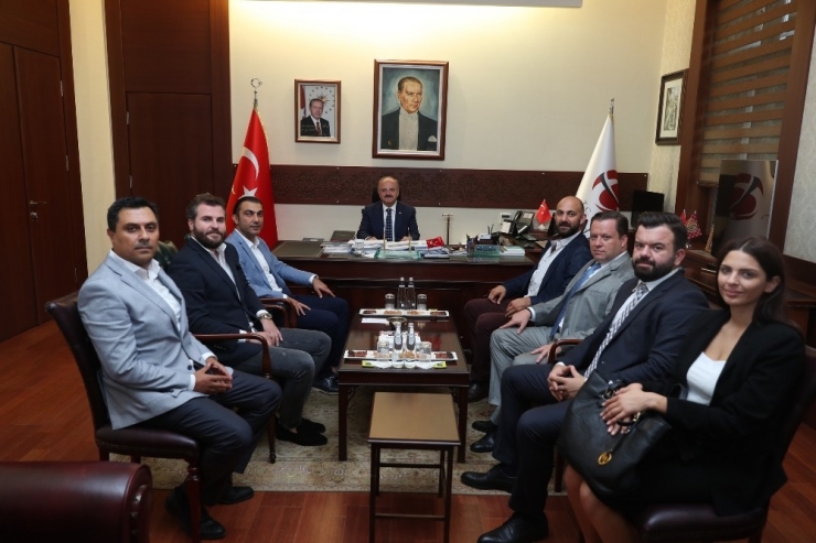 Vali Çakacak, Selkaspor Kulüp Yönetimini Kabul Etti