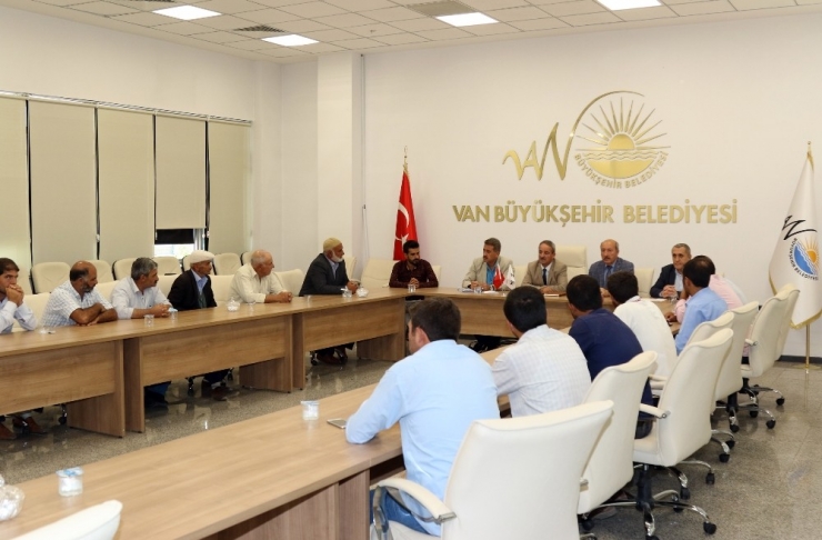 Van Büyükşehir’den, Kent Merkezindeki Hayvancılık İşletmelerine Çözüm Önerisi