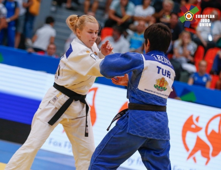 Avrupa’daki Gururumuz