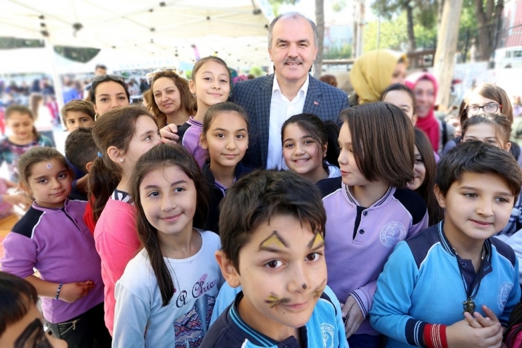 Başkan Gürlesin’den Yeni Eğitim Yılı Mesajı