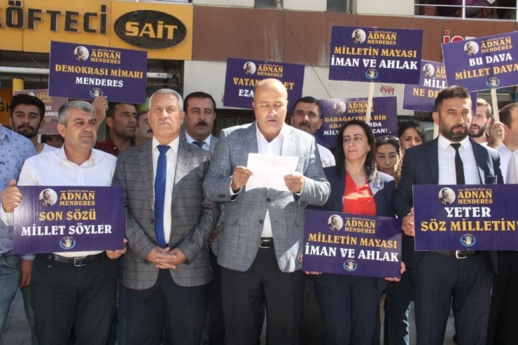 Ak Parti’liler Menderes’in İdamına Tepki Gösterdi