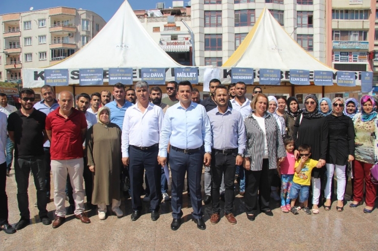 Ak Partililerden Adnan Menderes’in İdam Edilmesine Tepki