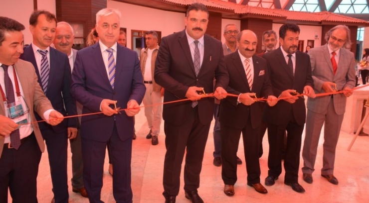 "Osmanlı Bakır Kabartma Sanatı İle Atatürk Tabloları Sergisi"nin Açılışı Gerçekleştirildi