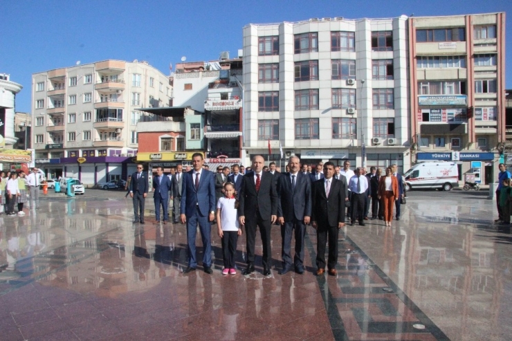 Kilis’te Yeniği Eğitim Ve Öğretim Sezonu Törenle Başladı