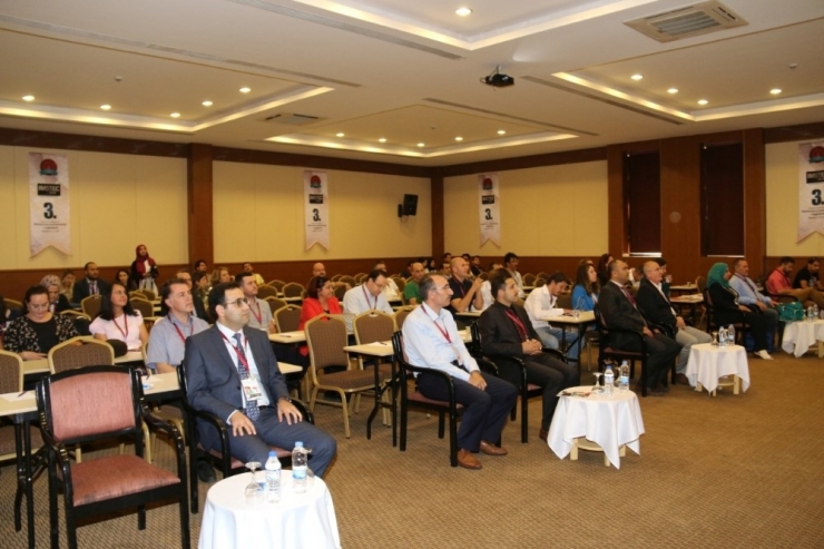 Nevü’de Malzeme Bilimi Ve Teknoloji Konferansı Başladı