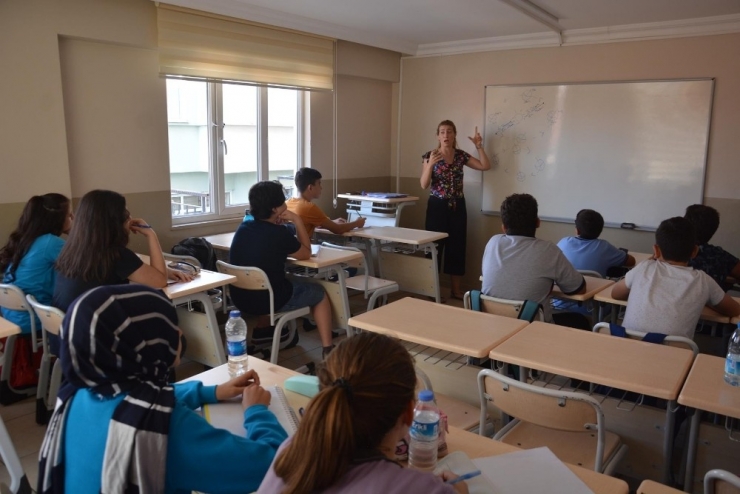 Şegem’de Liseye Hazırlık Kursları Başladı