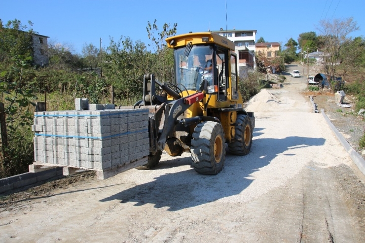 Yol Çalışmaları Son Hızla Devam Ediyor